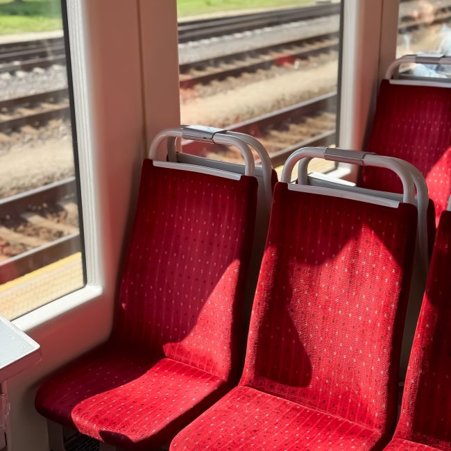 Sustainable travel practices: switching to public transport